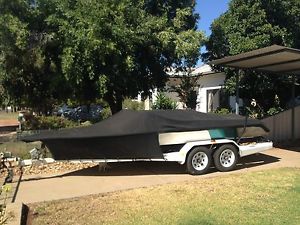 2001 Classique XL20 Ski boat
