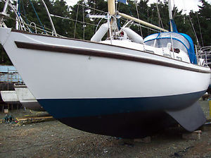 30 FT SEADOG  YACHT MOTOR SAILOR HAS TO BE SEEN NEW 52 HP YANMAR DIESEL 2014
