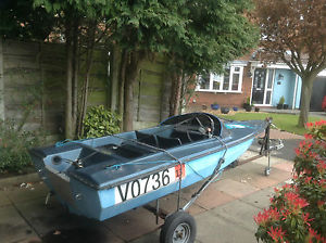 11 ft Marina speedboat. Easy to handle with Trailer and Engine.