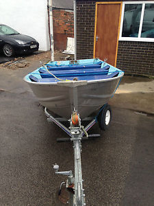IDEAL FISHING BOAT / LEISURE BOAT