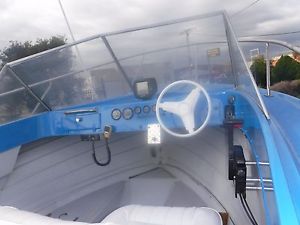 Boat   fishing   family  200hp 5.5metre   18ft  no reserve
