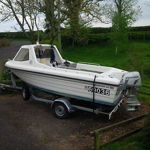 Warrior 165 fishing boat and Honda 50hp VTEC - low hours