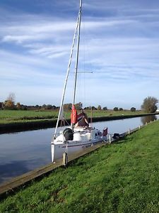 Red Fox 200 Trailer Sailer