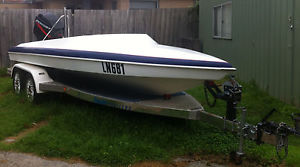 PROFILE 19FT SKI BOAT 200HP MERCURY TANDEM TRAILER VGC