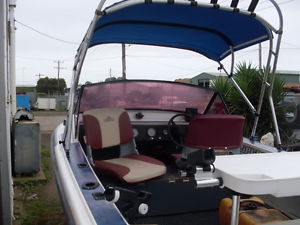 13' fiberglass runerbout,35hp Johnson