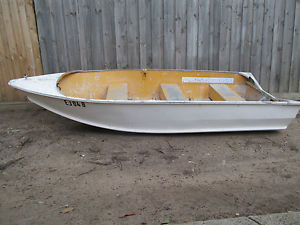 Aluminium tinny boat. 3.7 metres/12 ft De Havilland Seabird. No trailer or motor