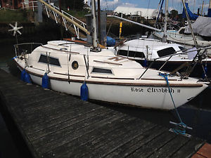 IONA 23 Sailing boat 1972 (approx.) and trailer. IDEAL PROJECT BOAT. NO RESERVE!