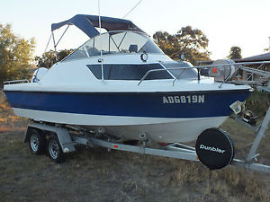 command craft half cabin evinrude175hp 6 cyl fuel injected