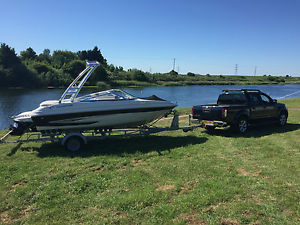 Glastron MX185 Bow Rider Speed Boat