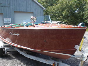 1953 Chris Craft Rocket, 17ft Wooden Runabout  (ELECTRIFIED/FULLY RESTORED)