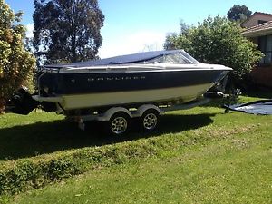boat bayliner bowrider