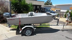 Boat - 3.5m aluminium car topper & trailer. Reg till Jan 2017