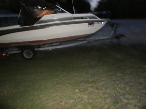 1975 Glastron