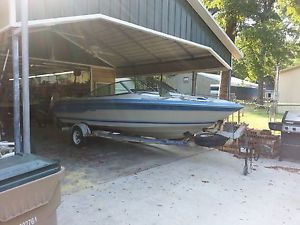 Sea Ray Boat