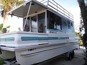 2000 Catamaran Cruiser lil hobo