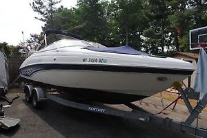 2003 Rinker 23 bow rider