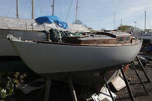 Classic Allan Buchanan Yacht 25ft