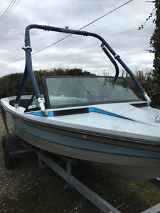 Ski Nautique 2001 wakeboarding boat or ski boat or speed boat or wakeboard boat