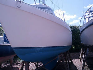Starship - 30ft (9m) GRP Trident Voyager Sailing Yacht on South Coast