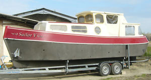 French Canals Autumn Cruise. Holiday on a 'mini barge' trip: Gascony - Camargue