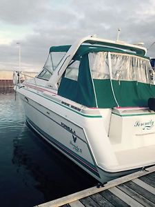 FRESH WATER, Formula 31 PC Yacht. Low under 300 hours