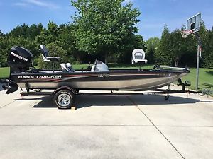 2007 Bass Tracker