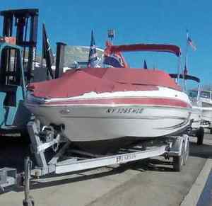 2009 Glastron 225 GT