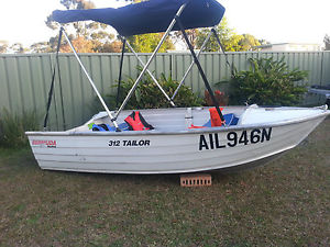 boat tinny burmuda 3.12 tailor rooftopper