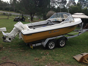 1978 DEHAVILLAND BOAT, 82 JOHNSON 90HP, 2001 PACIFIC REGAL TRAILER, GOING PROJEC