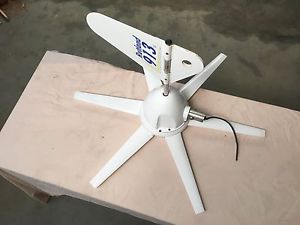 Rutland 913 Wind generator