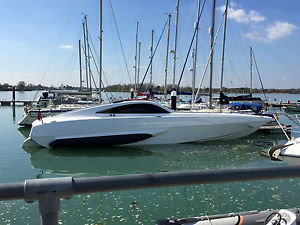 Power boat