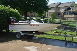 2001 Boston Whaler 130