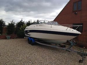 Glastron gs 229 speedboat