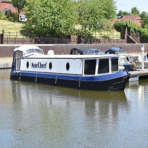 A VERY SPECIAL CANAL WIDE BEAM BOAT 2013 50FT X 11FT £85,000
