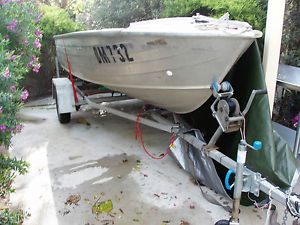 Savage snipe mark2 aluminium boat ,trailer and 20hp yamaha outboard'