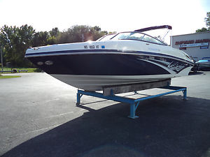 2011 Rinker 246 Captiva Bowrider