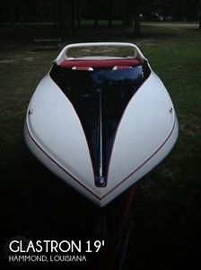 1990 Glastron 19 Carlson CSS