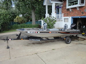 2001 Bass Tracker