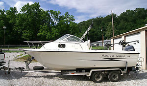 2002 HydraSport 212 SeaHorse WA image 1