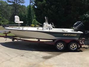 2001 Tracker NITRO BAY 1800