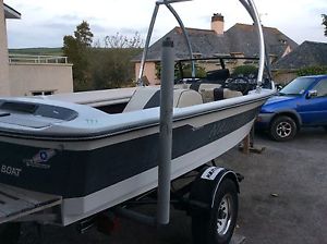 Ski Nautique 2001 Wakeboard Boat