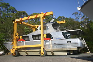 ALUMINIUM DIESEL CAT - 60 x 20 ft