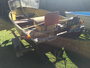 10FT tinny with registered trailer First to see will buy very cheap.