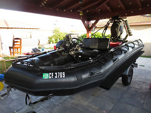 1995 Zodiac F470