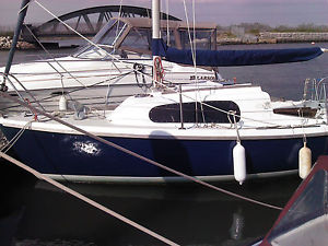 21ft fast sailing boat 4 berth inc outboard, ready to sail, perfect for beginner