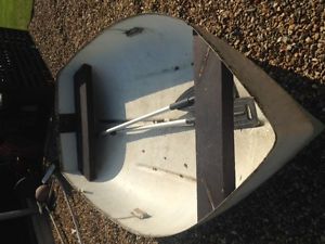 DINGHY /TENDER