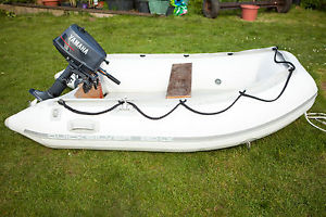 QUICKSILVER 250LX RIB BOAT WITH YAMAHA 4HP OUTBOARD ENGINE. TENDER