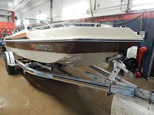 1981 Thundercraft Viking 180
