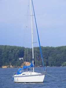 1985 Hunter 31
