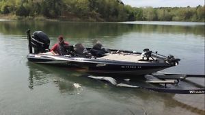2007 Triton TR196